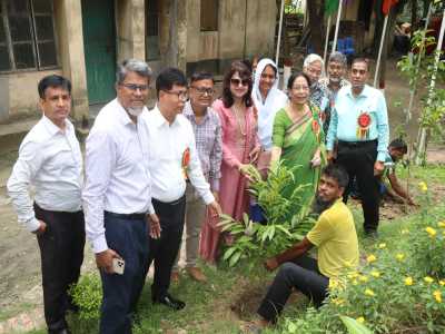 Tree planting by Mrs. Munira Khan, President of ABC (2021 & 2022) on the occasion of Inauguration of Newly Constructed Hospital Buliding at Salna, Gazipur